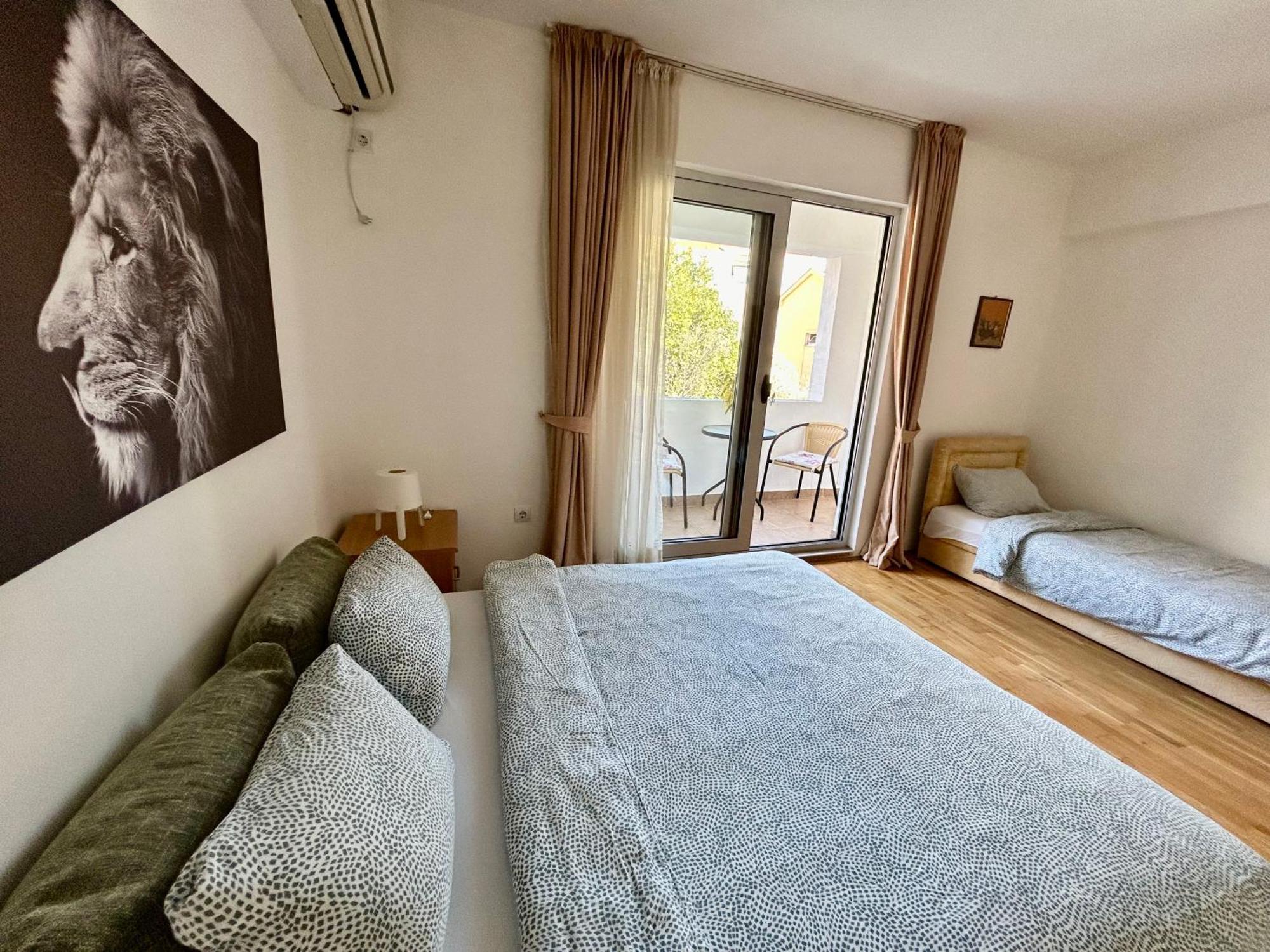 Apartments Mitende Budva Exterior photo