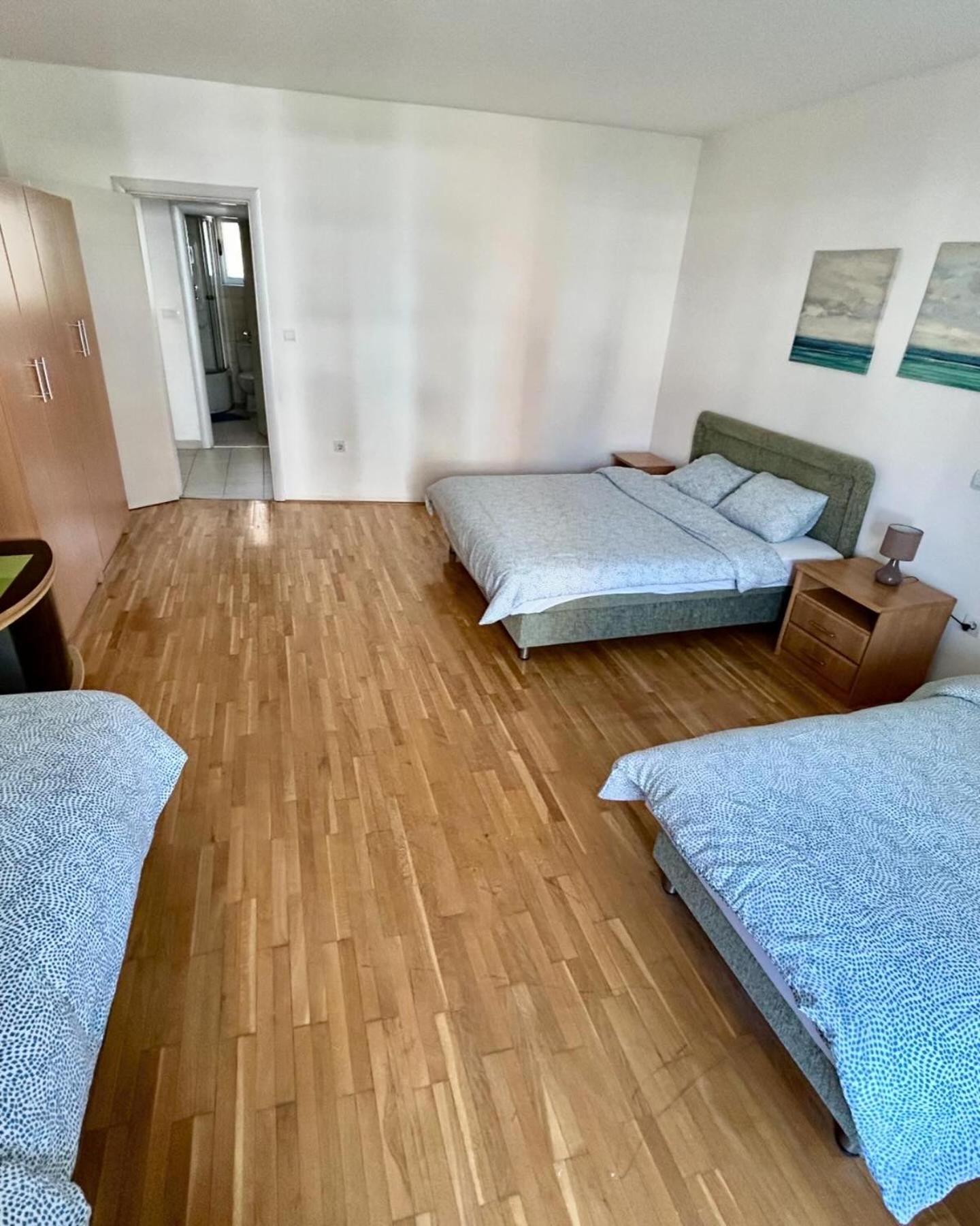 Apartments Mitende Budva Exterior photo